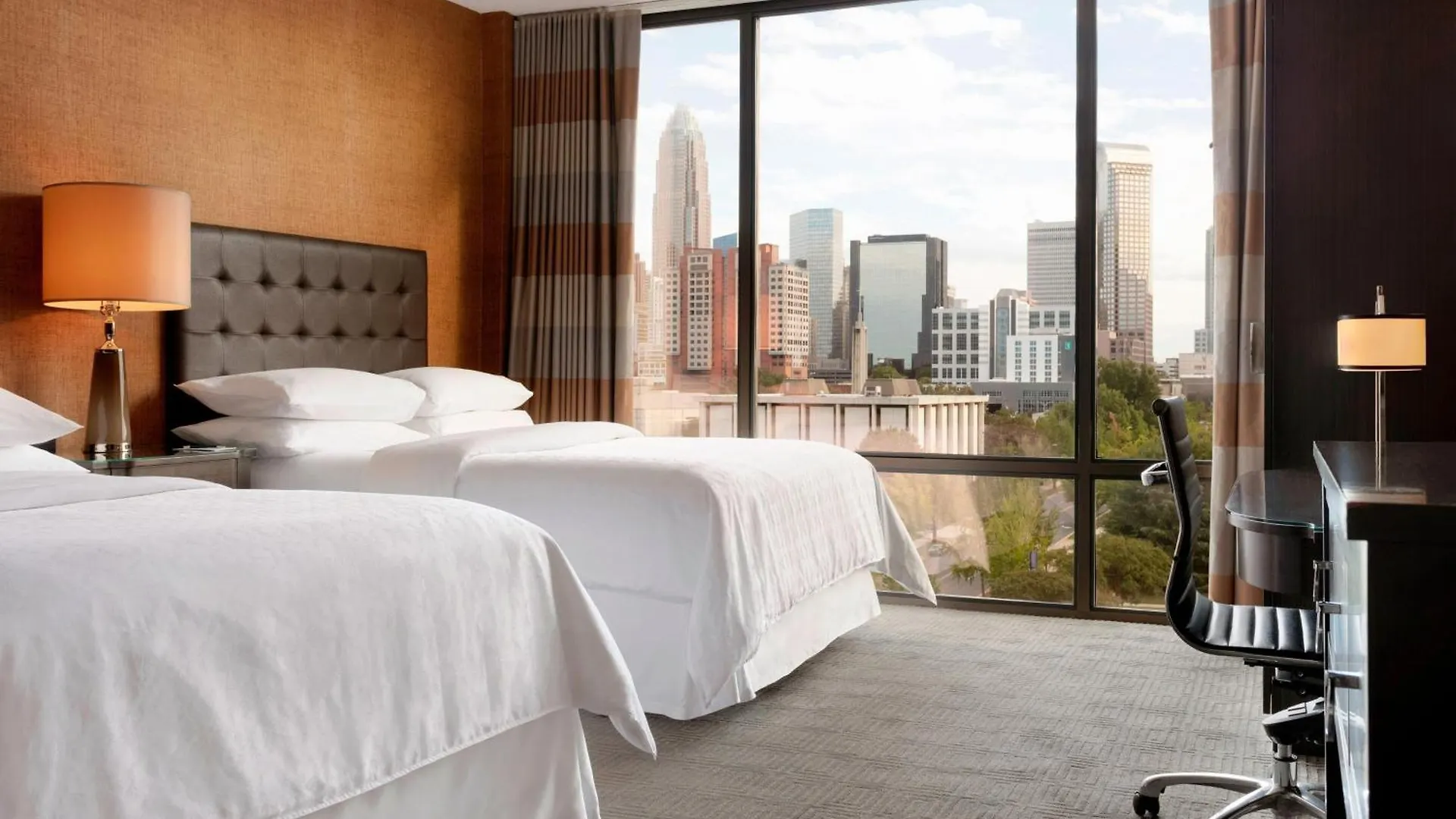 Sheraton Charlotte Hotel
